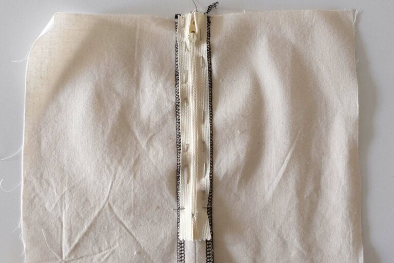 hos-centred-zip-04-768x512