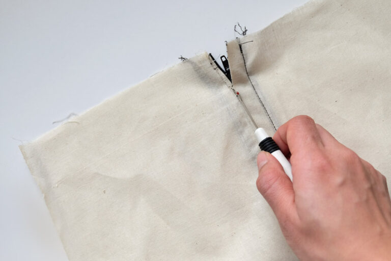 hos-lapped-zip-14-768x512